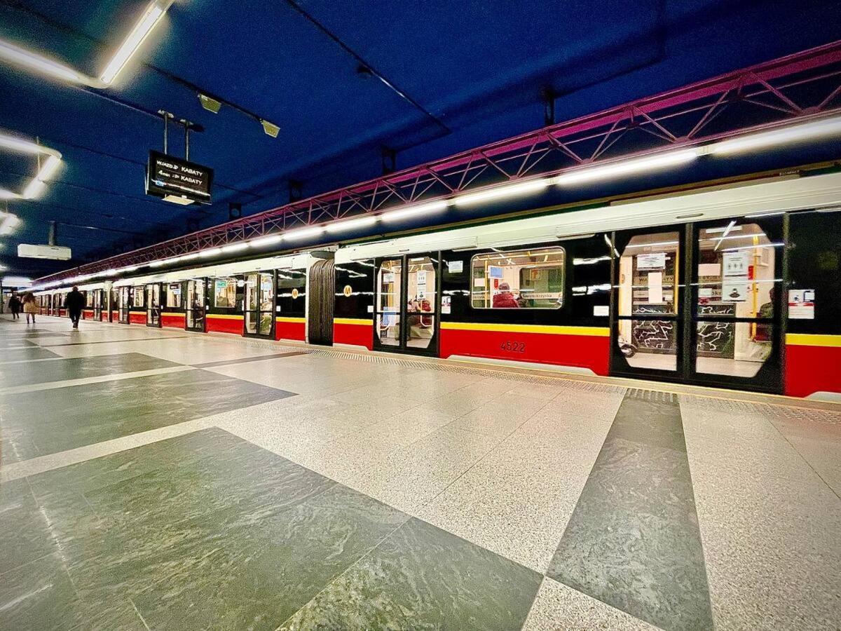 Platinum Metro X2 Wifi 350 Mbs Netflix Hbo Appletv Apartman Varsó Kültér fotó